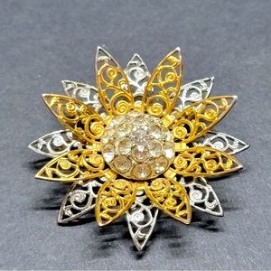 Vintage Gold /Silver tone Filigree  Flower Brooch/ Clear Rhinestones 
EUC